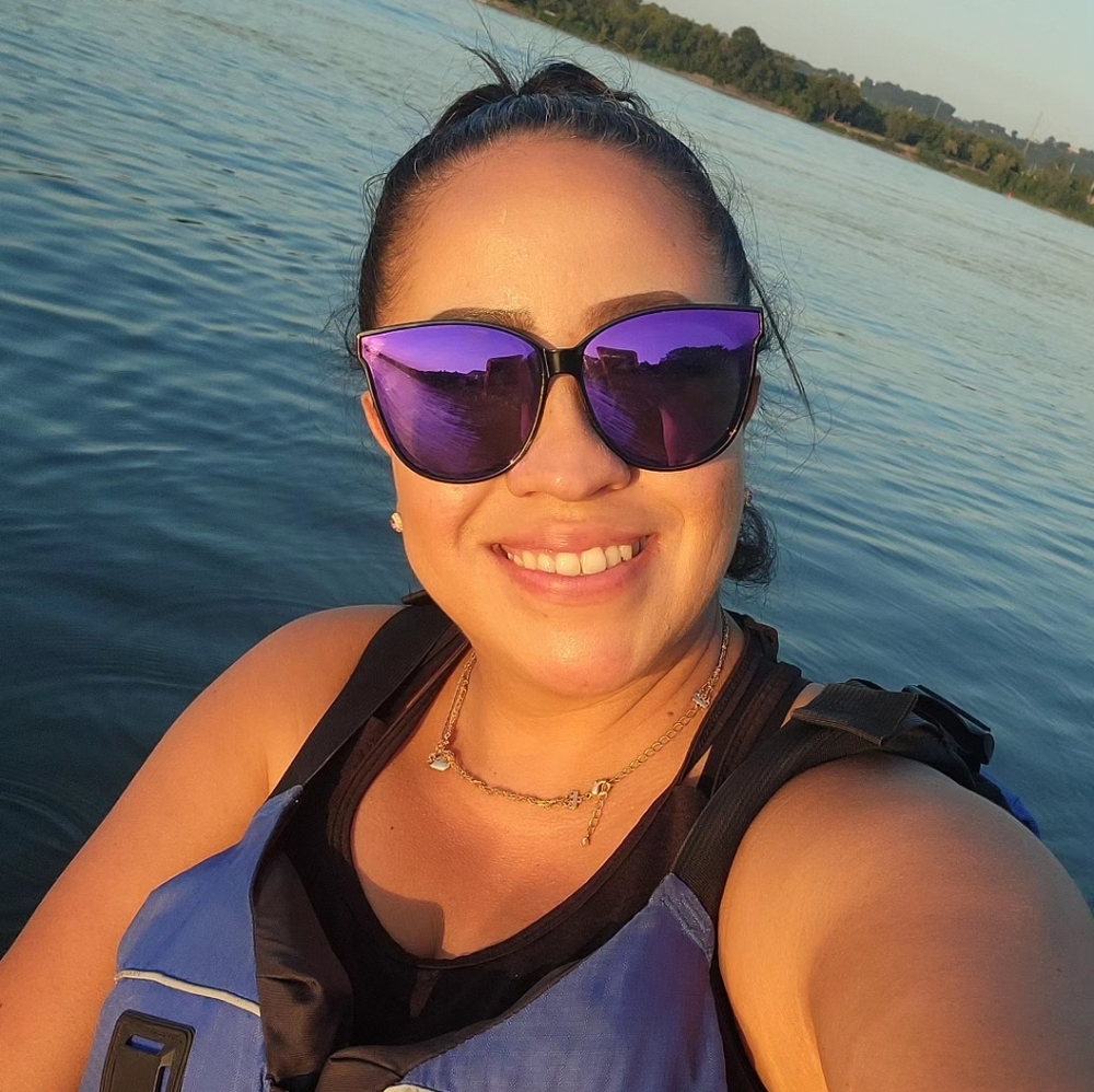 Meet your Posher, Marisol